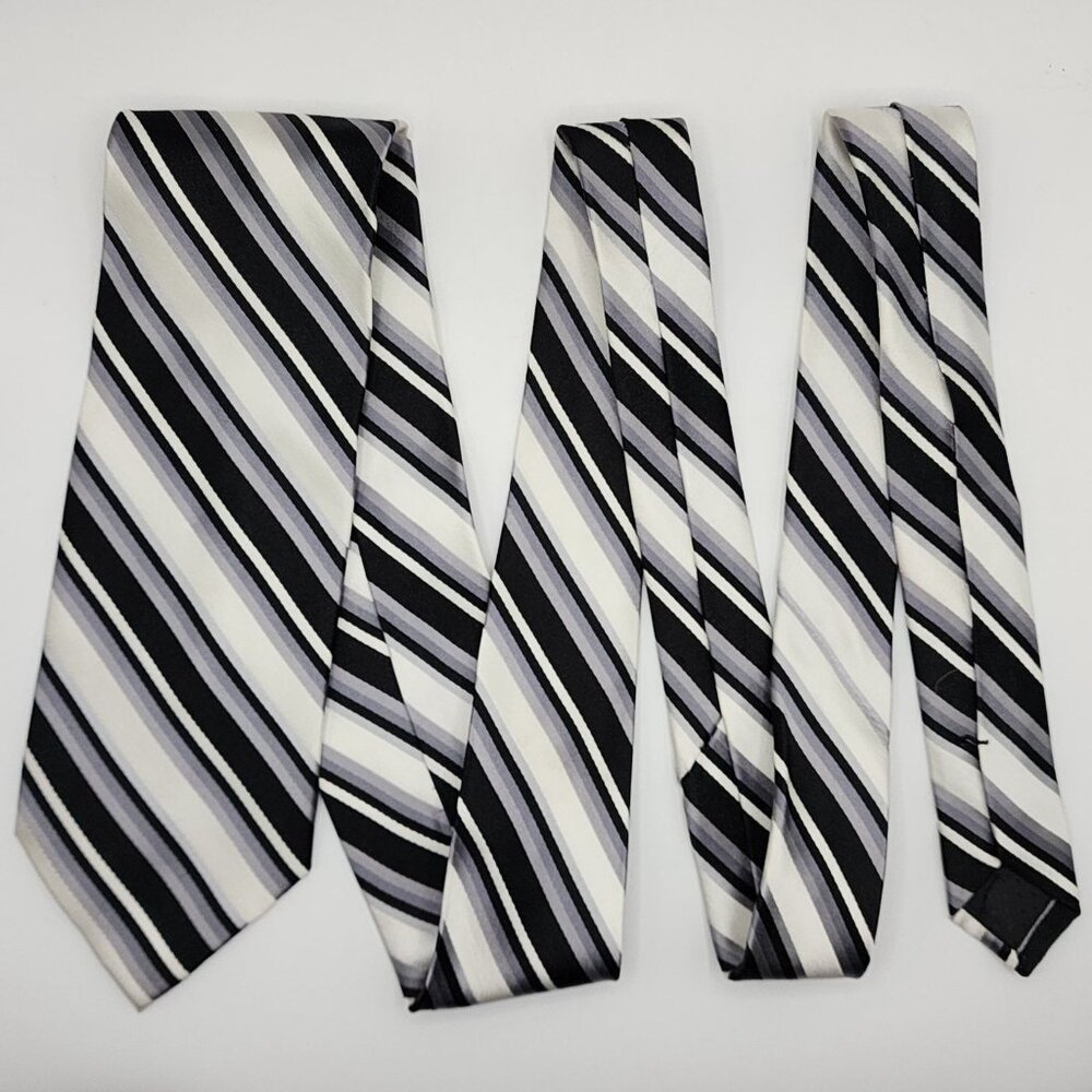 Pierre Cardin Necktie Tie Striped Black White Silk 3.25" Wide 60" Long VTG ST5